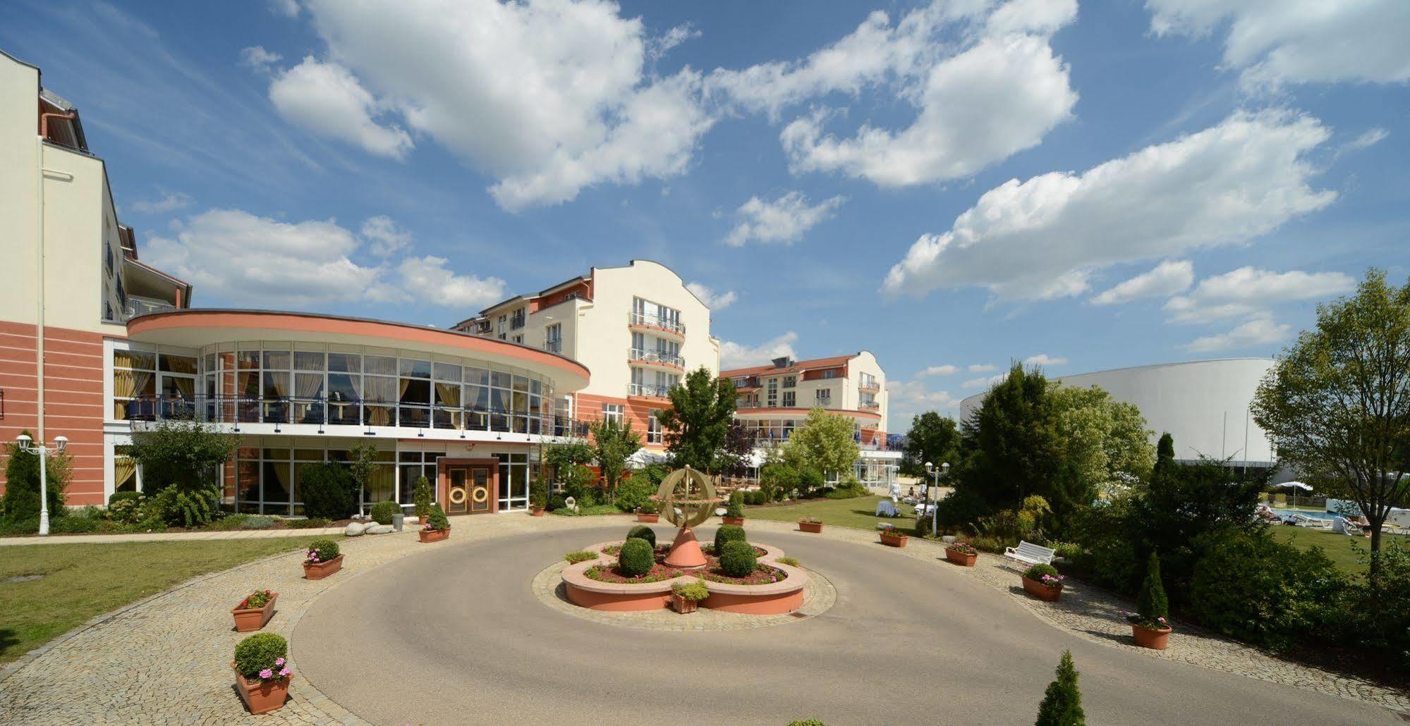 The Monarch Hotel Bad Gögging Екстериор снимка